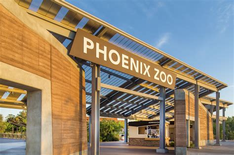 Pheonix zoo - Learn how to plan your visit to the Phoenix Zoo, one of the largest non-profit zoos in the U.S., with over 3,000 animals and 400 species. Follow the safety precautions, such as face coverings, respecting boundaries and avoiding …